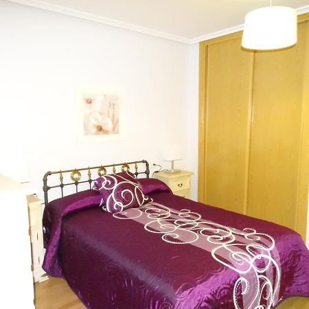 Real 10 Apartment Сория Екстериор снимка