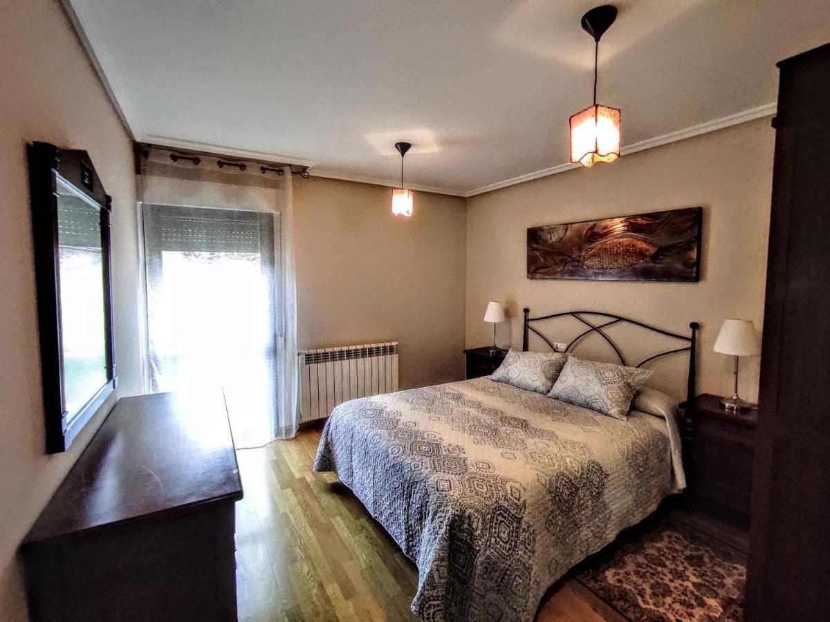 Real 10 Apartment Сория Екстериор снимка